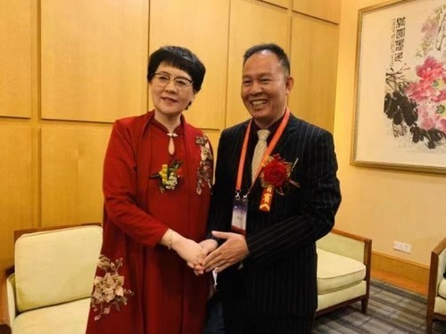 七一建党节特别报道，陈永浩中医治癌症专家，精心做医，执著做事，真诚做人。