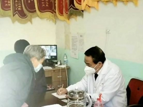 庆祝中国人民解放军建军98周年中华名医——闻树忠