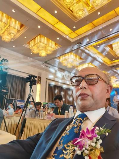 中国整体医学研究领域再添国际殊荣：李春伸院士获任联合国特邀观察员