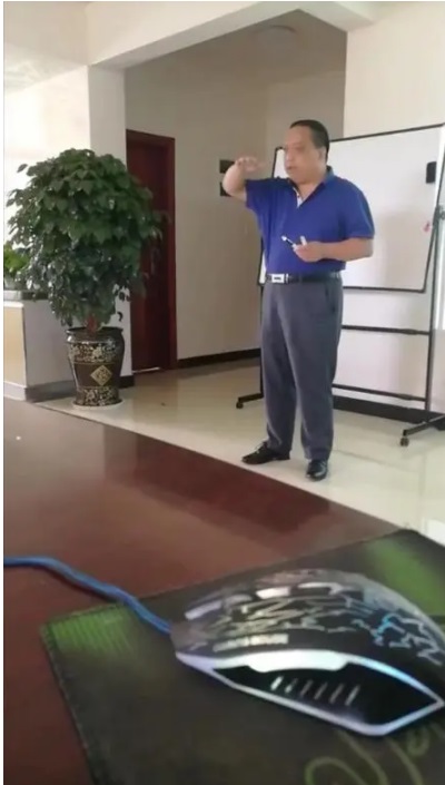 弘扬国学文化 传承易学精髓 记中国著名周易名家、书法家——杨项中