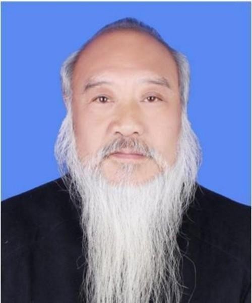 【聚焦两会】刘荣安教授：以易医同源守护传统文化根脉