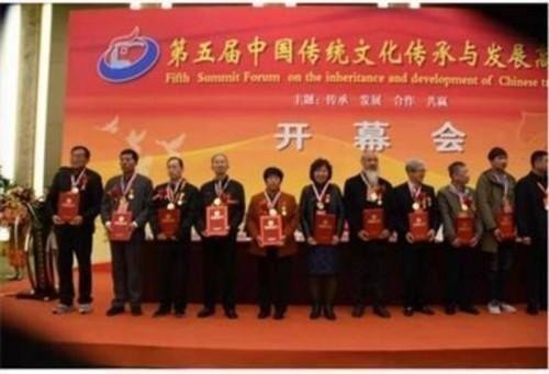 【聚焦两会】刘荣安教授：以易医同源守护传统文化根脉